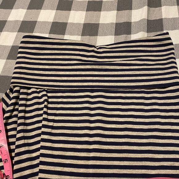 Mossimo Casual Striped Pull On Skater Skirt Size XS - Picture 3 of 7